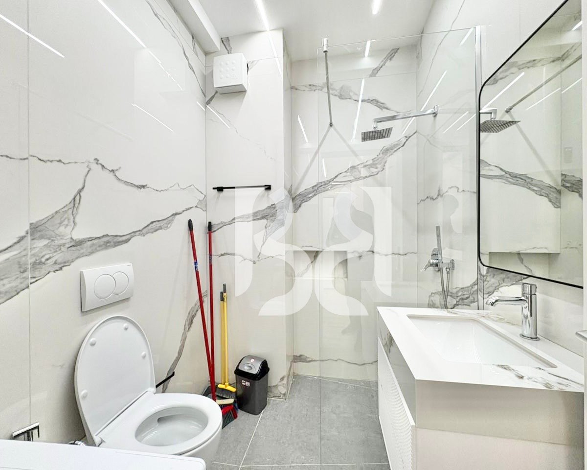 APARTAMENT ME QERA 2+1+2+PARKIM TE LIQENI I THATE