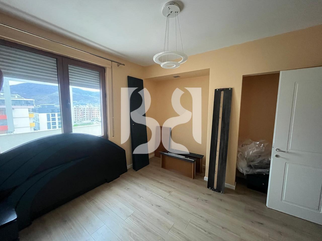 IN VENDITA APPARTAMENTO 3+1+2+BALCONE A POGRADEC*