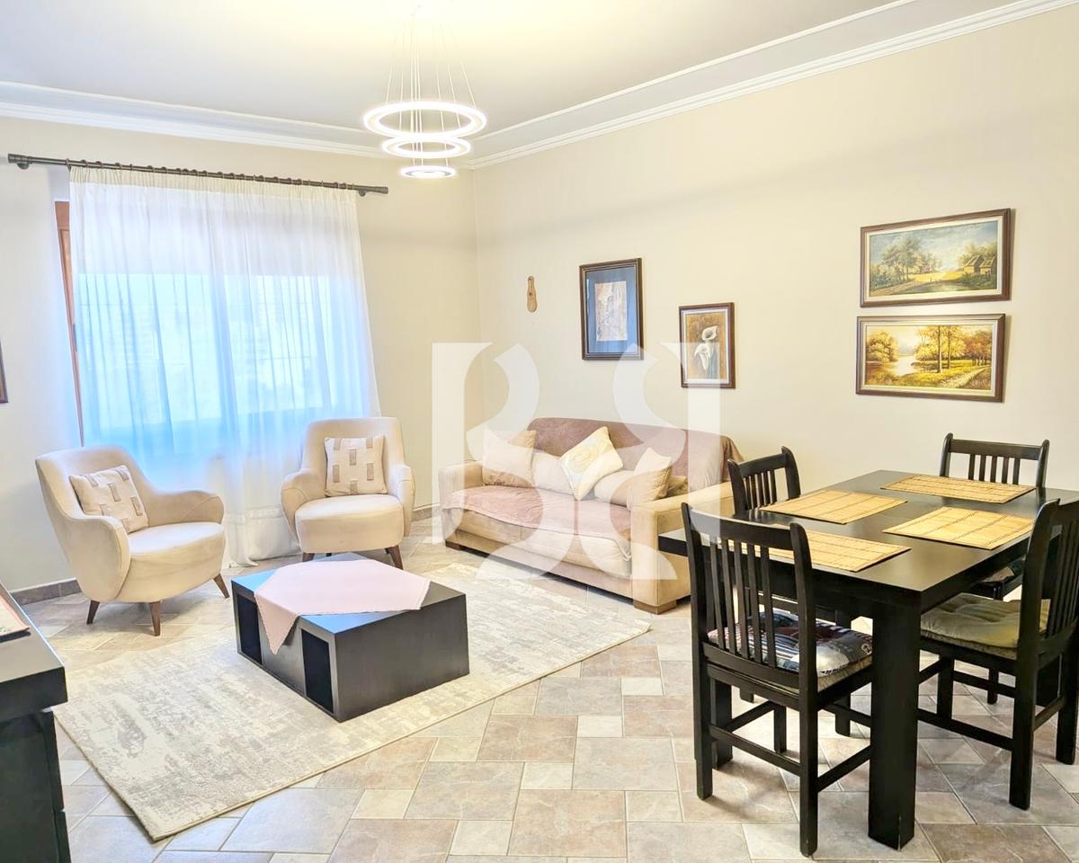 APARTAMENT ME QERA 1+1 PRANE SHKOLLES SE BALETIT