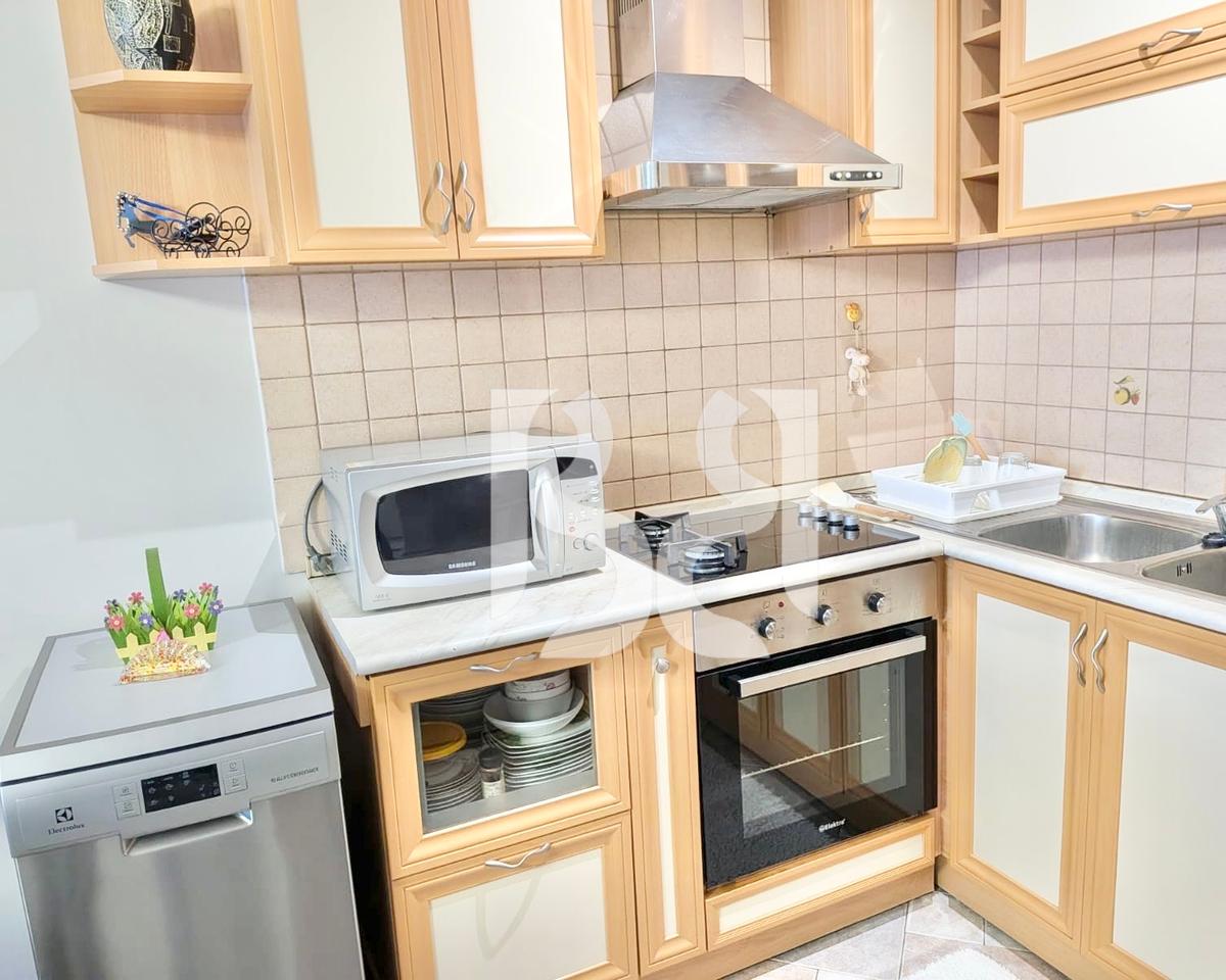 APARTAMENT ME QERA 1+1 PRANE SHKOLLES SE BALETIT