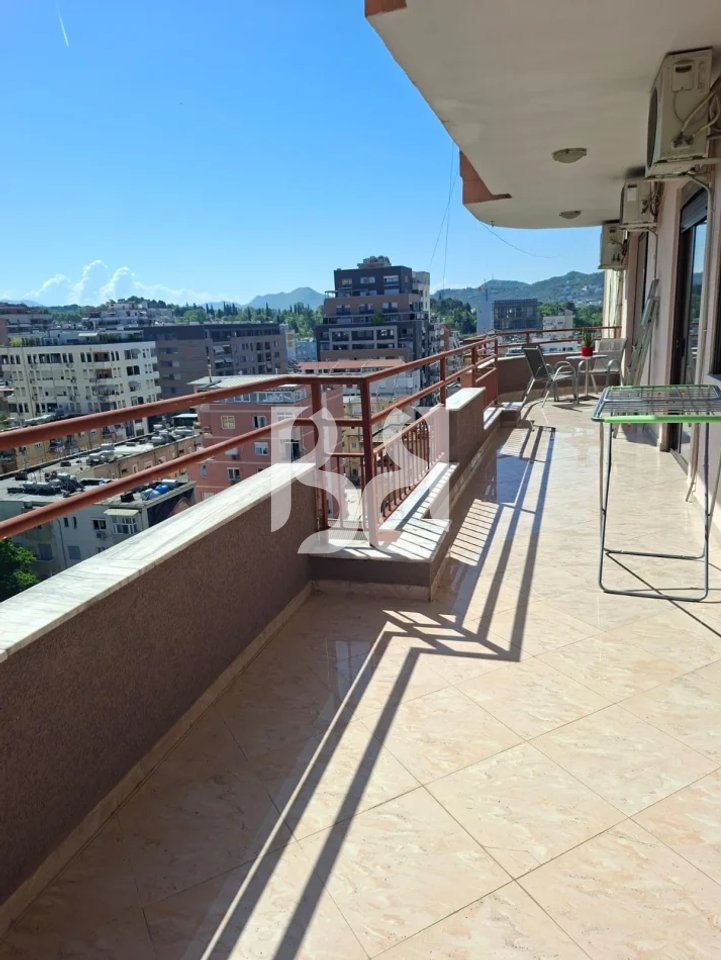 APPARTAMENTO 2+1+2+BALCONE IN AFFITTO A BLLOK*