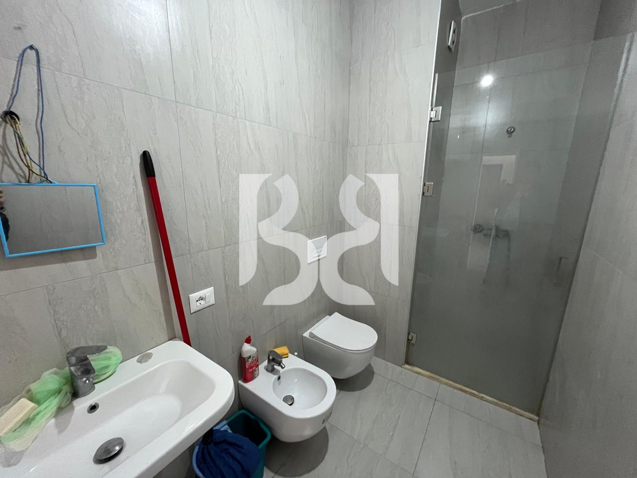 JEPET  APARTAMENT 2+1 ME QIRA NE MANGALEM*