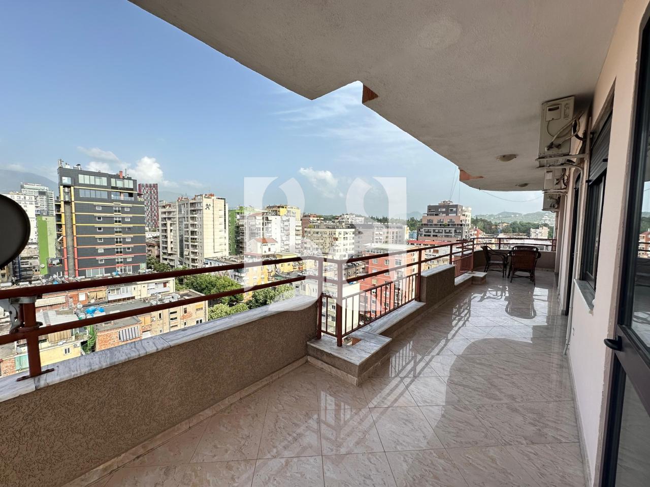 JEPET APARTAMENT 2+1+2+BALLKON ME QIRA NE BLLOK*