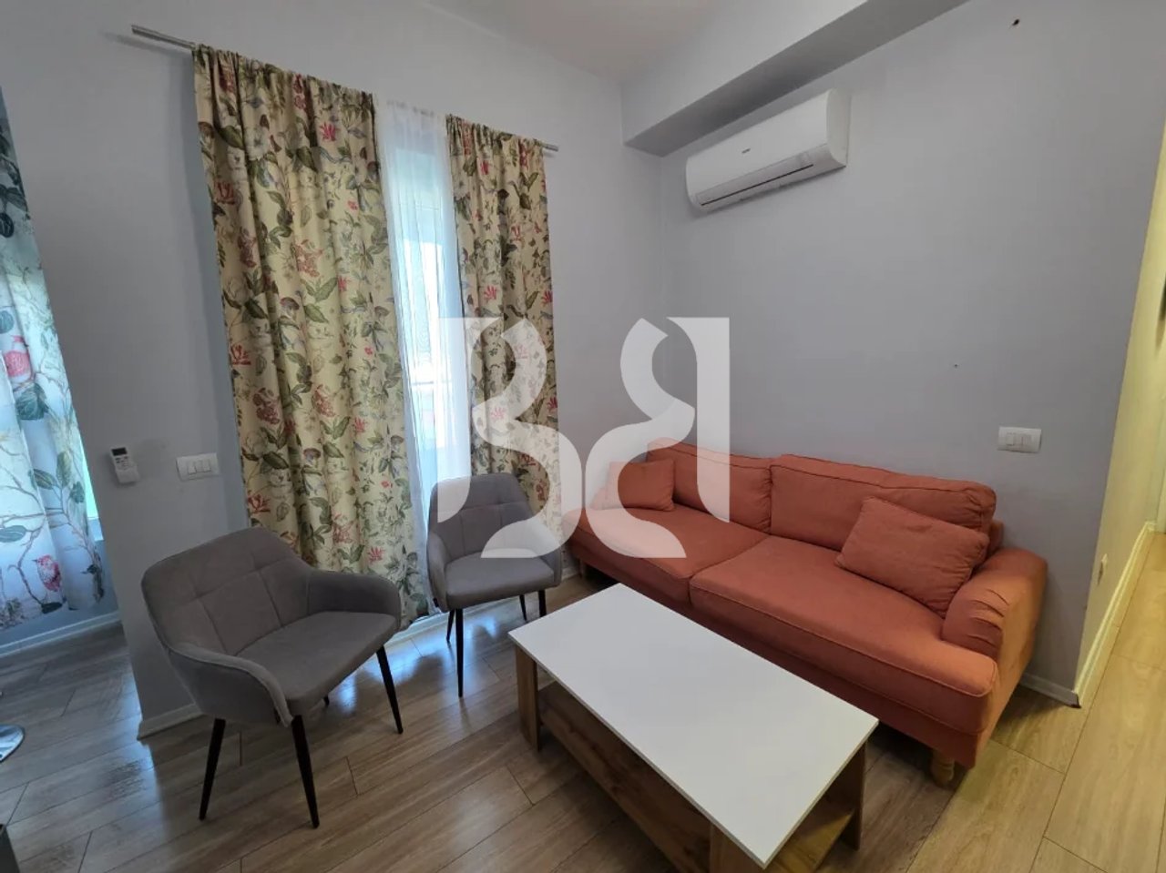 JEPET APARTAMENT 1+1 ME QIRA NE MANGALEM