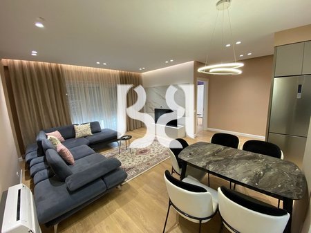 JEPET APARTAMENT 2+1+2 ME QIRA NE RRUGEN E DIBRES*