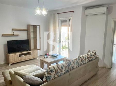 Appartamento 1+1 in Affitto in Via Haxhi Hysen Dalliu | 70 m² | Vicino al Nuovo Viale