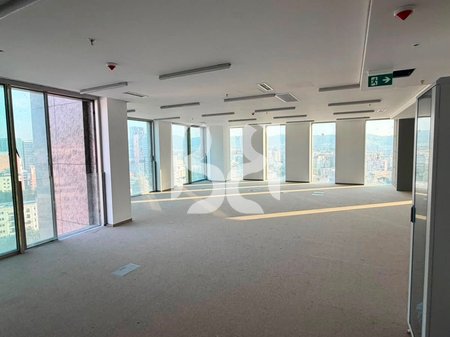 Zyra Ekskluzive 500 m² me Qira në Downtown One | Kati 15 | Pamje Panoramike | Adresa Më Prestigjioze e Biznesit në Tiranë