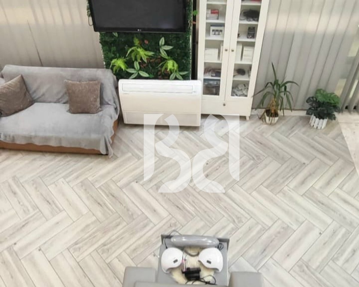 SHITET DYQAN DUPLEX PRANË SPITALIT AMERIKAN 3, GOLDEN PARK, ASTIR