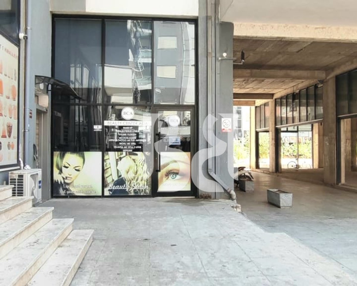 SHITET DYQAN DUPLEX PRANË SPITALIT AMERIKAN 3, GOLDEN PARK, ASTIR