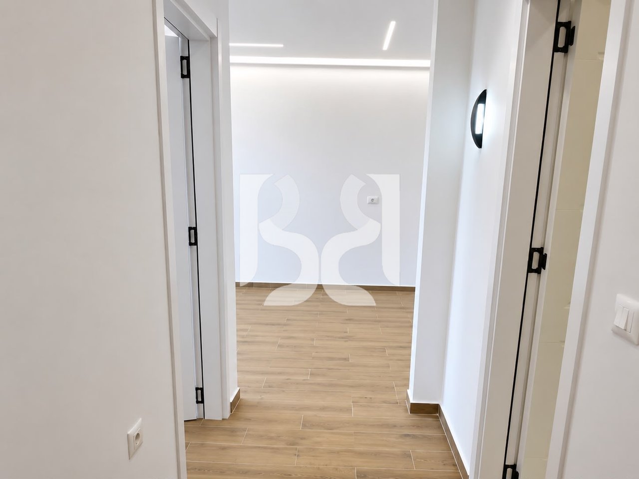 APARTAMENT 2+1+2 POSTE PARKIMI EXTRA NE SHITJE TE REZIDENCA ALBULENA,PASKUQAN
