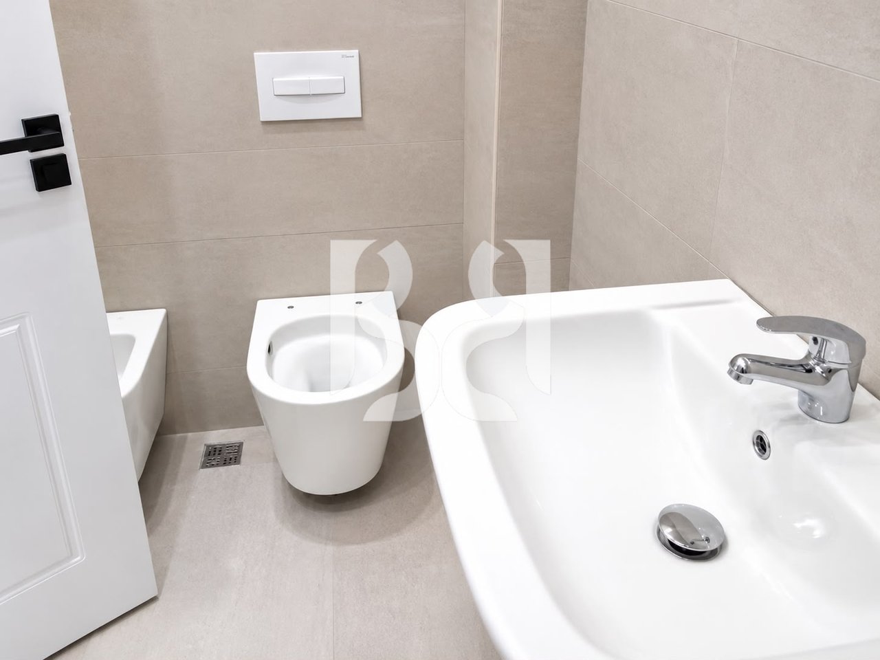 APARTAMENT 2+1+2 POSTE PARKIMI EXTRA NE SHITJE TE REZIDENCA ALBULENA,PASKUQAN
