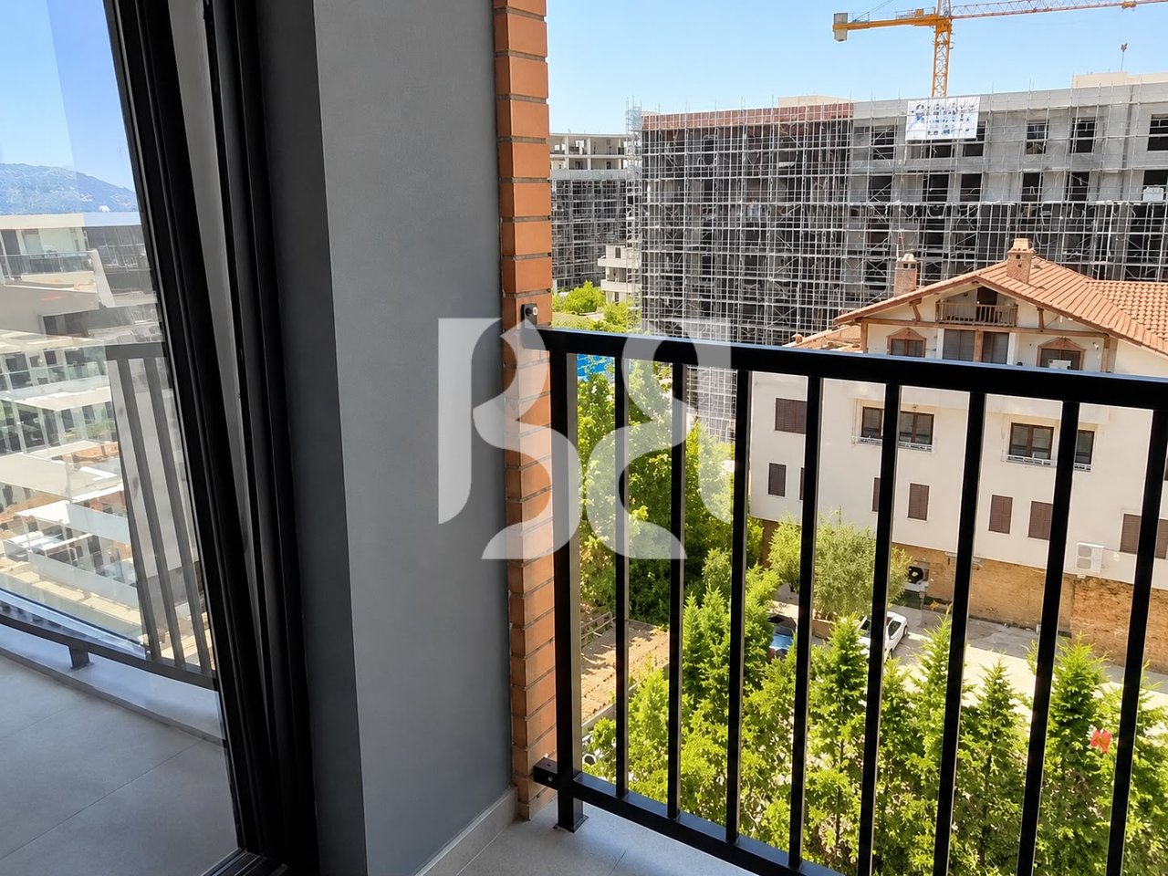APARTAMENT 2+1+2 POSTE PARKIMI EXTRA NE SHITJE TE REZIDENCA ALBULENA,PASKUQAN