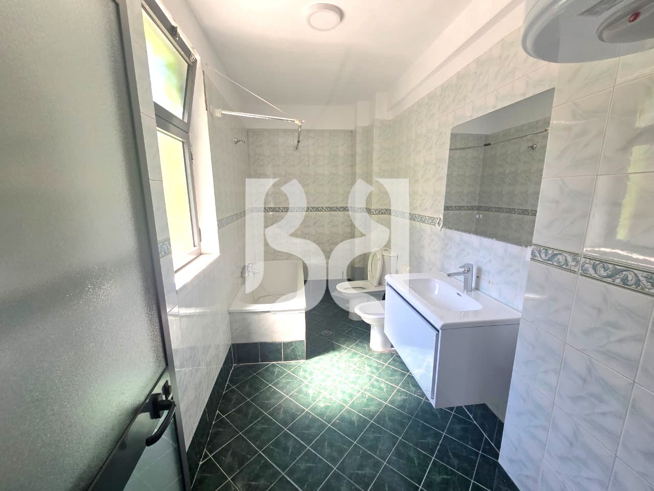 APPARTAMENTO 2+1+BALCONE IN AFFITTO IN VIA NDRE MJEDA*