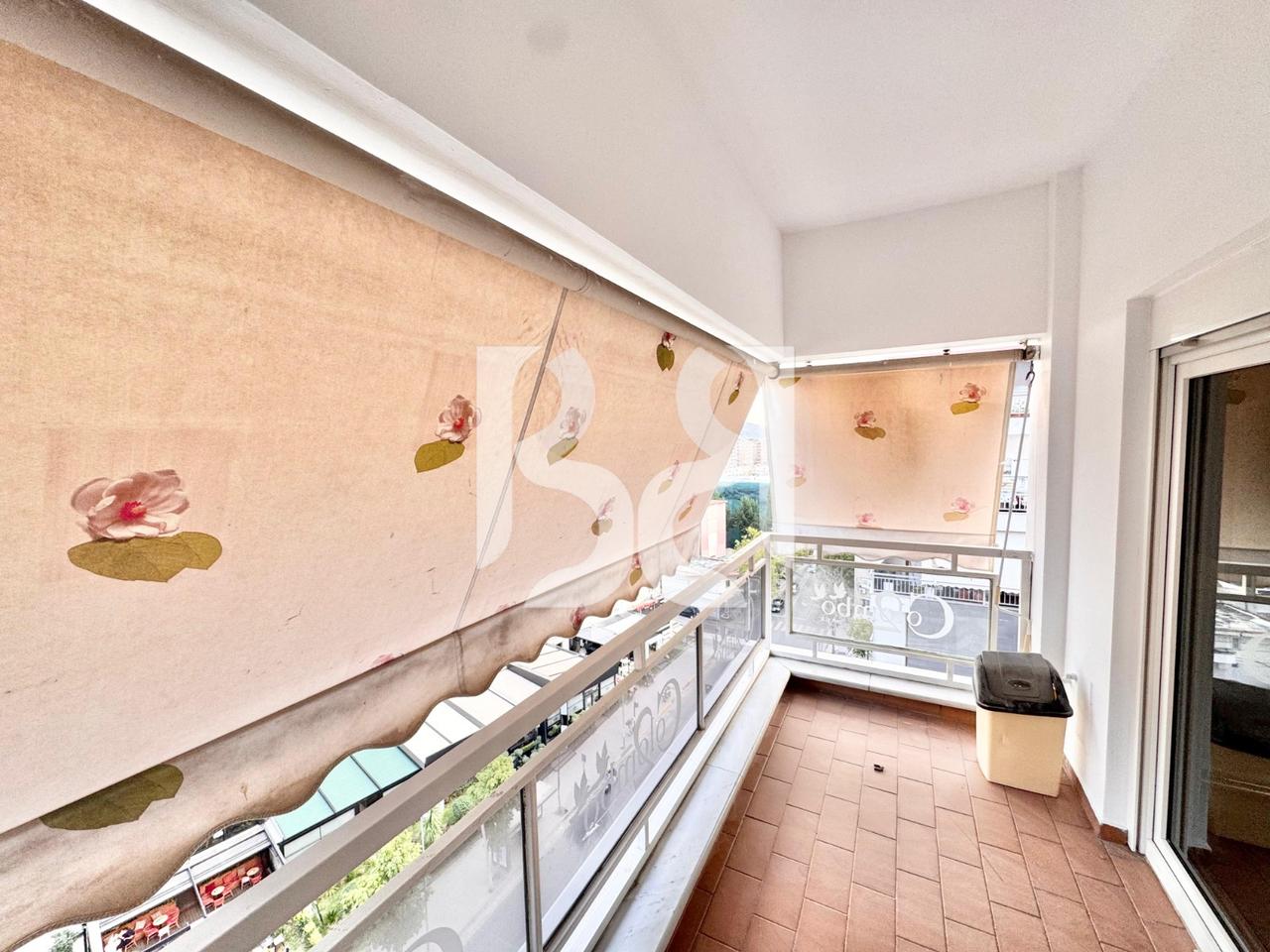 Appartamento 2+1 in Vendita a Xhamllik | Completamente Ristrutturato | 6° Piano