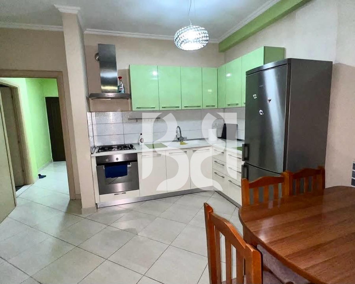 Apartament 1+1 me Qira në Astir | Pallat i Ri | Totalisht i Arreduar | Pranë Unazës së Madhe