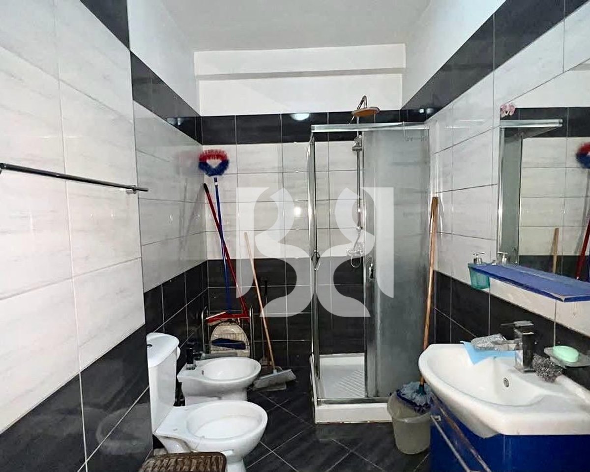 Apartament 1+1 me Qira në Astir | Pallat i Ri | Totalisht i Arreduar | Pranë Unazës së Madhe