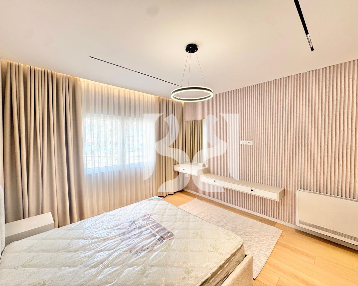 APARTAMENT LUKSOZ ME QERA 2+1+2 TE LAKELAND,FARKE