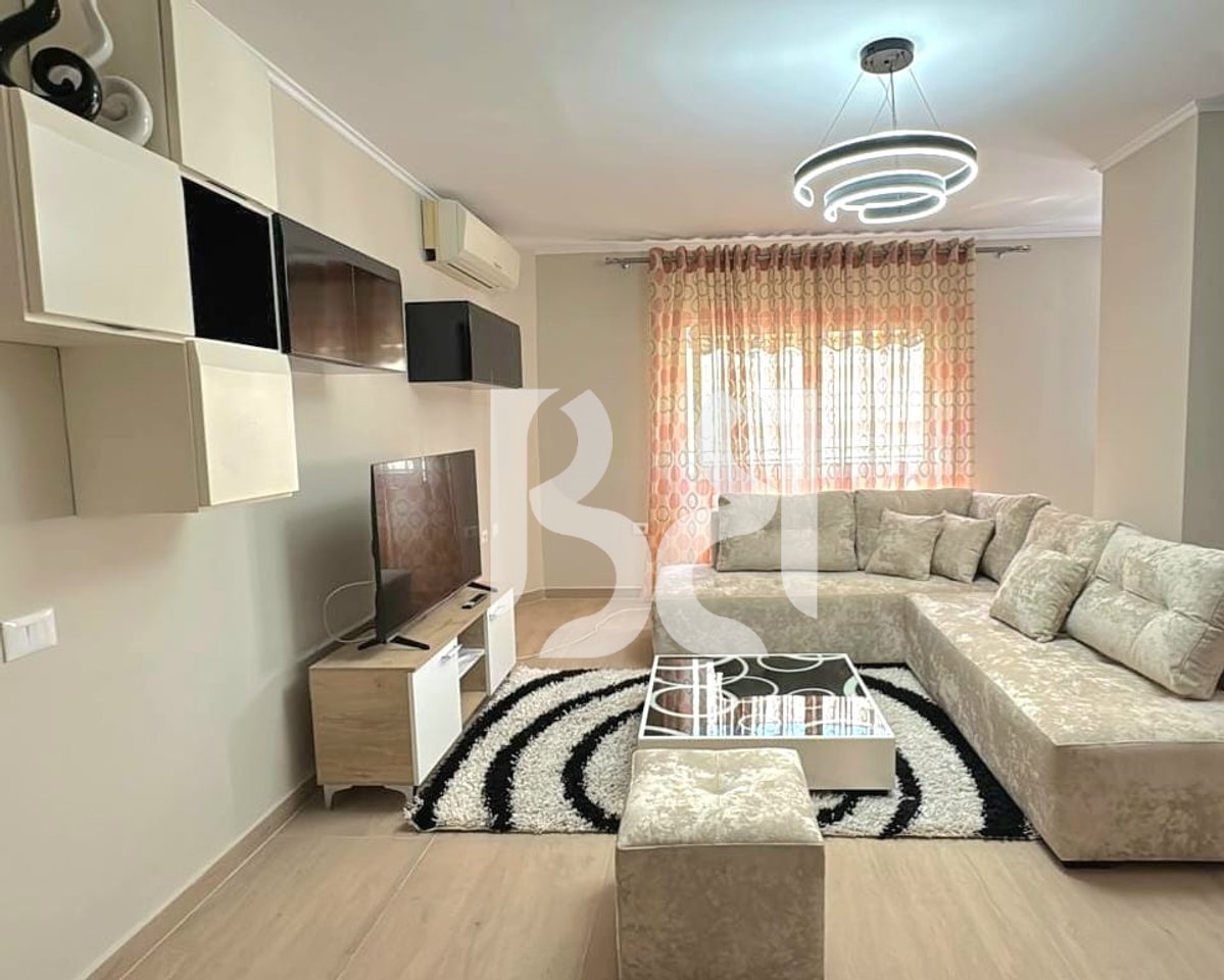 APARTAMENT ME QIRA 2+1 NË KOMUNËN E PARISIT, TIRANË