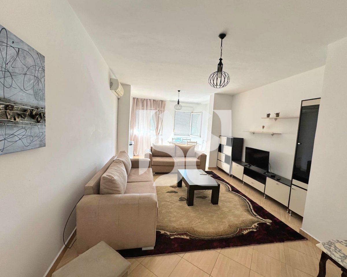 APARTAMENT ME QIRA 3+1+2 PRANË SHKOLLËS "OSMAN MYDERIZI", RRUGA E ELBASANIT