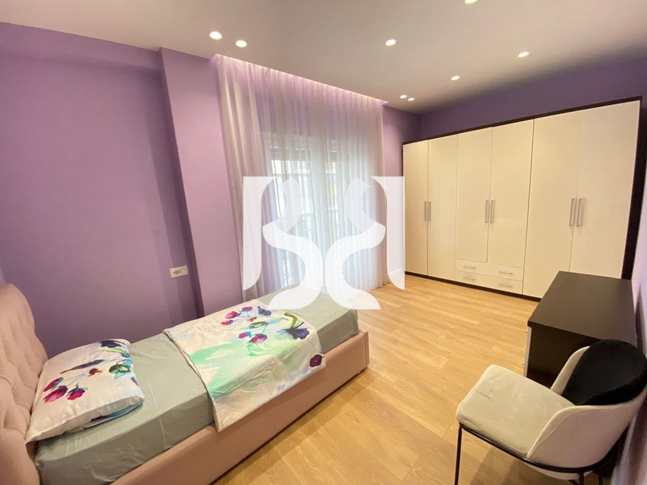 AFFITTASI APPARTAMENTO 2+1+2 IN VIA DIBRES*