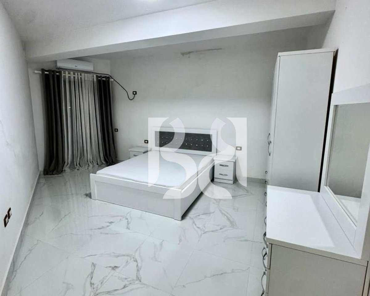 Appartamento 2+1+2 in Affitto al Palazzo con Freccia | 130 m²