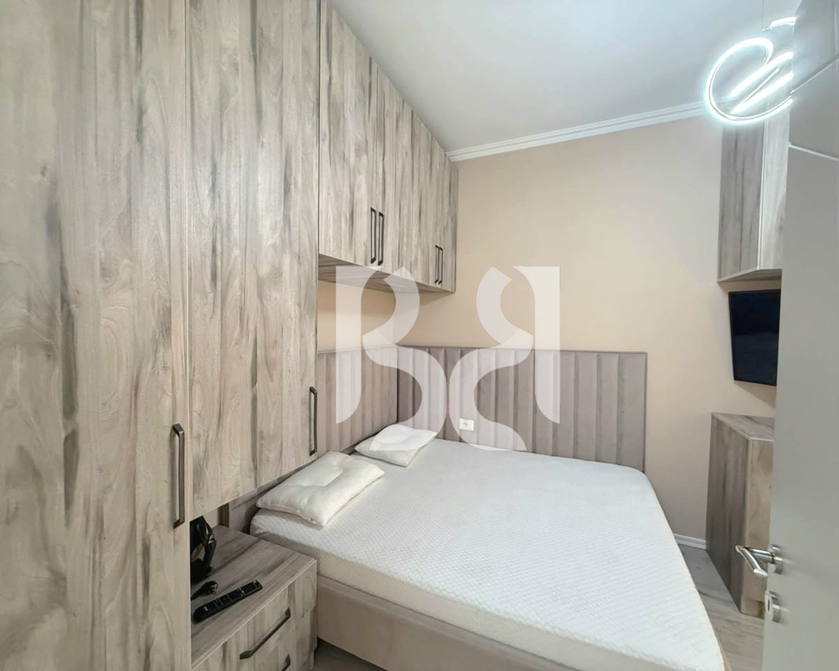 APARTAMENT ME QIRA 1+1 TEK SHKOLLA E KUQE, TIRANE