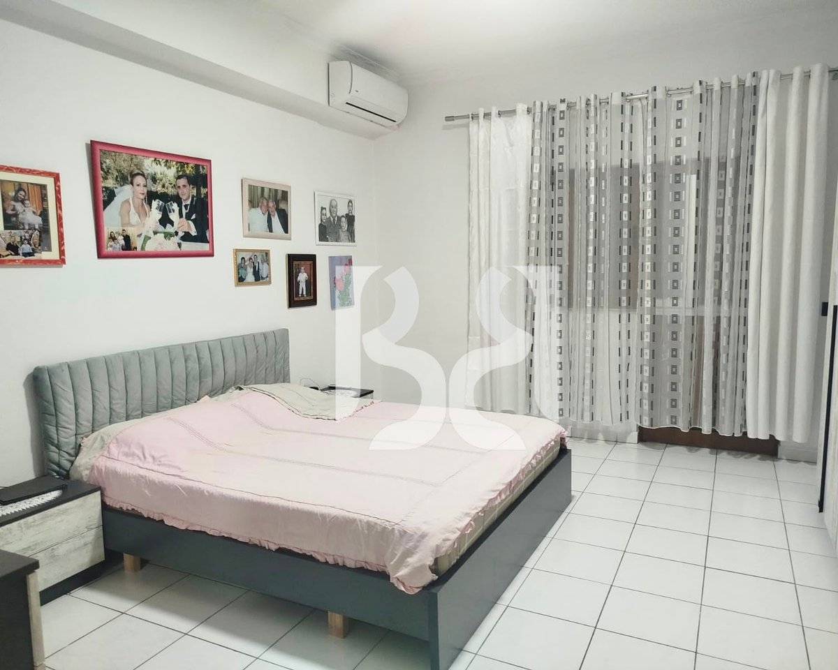 Villa su 2 Piani in Vendita in Via Fortuzi | 268 m² Costruzione | 250 m² Terreno | Vicino al Centro di Tirana