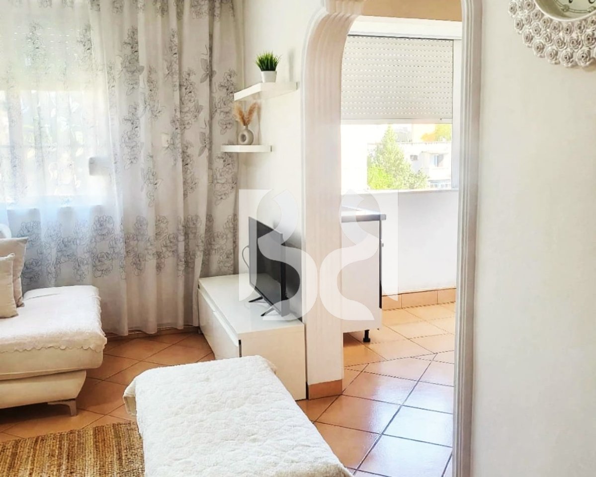 VENDESI APPARTAMENTO 1+1, EX PARCO DEGLI AUTOBUS 129000EURO