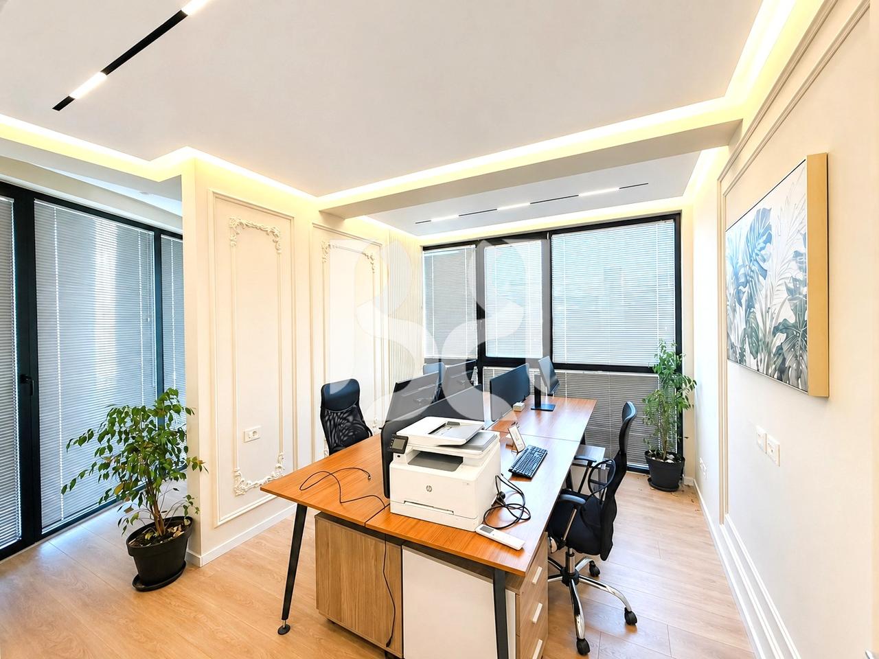 AMBIENTE COMMERCIALI IN AFFITTO PRESSO LA RESIDENZA GOLDEN TOWER, VIA MINE PEZA