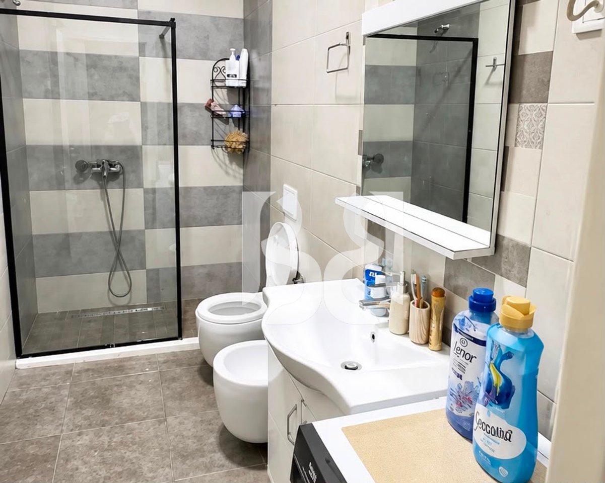 Apartament 2+1 me Qira në Golden Park | 92 m² | Kati 2