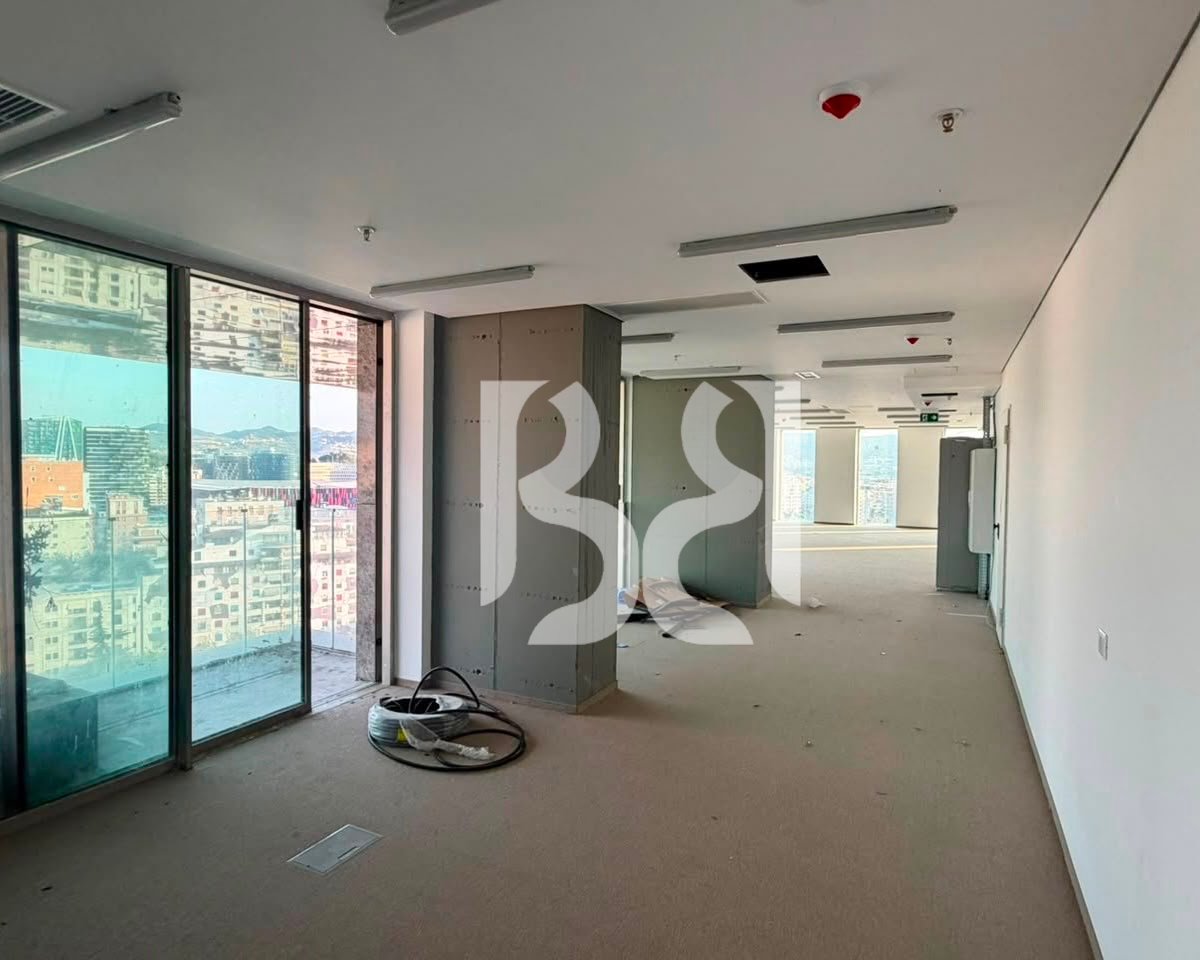 Zyra Ekskluzive 500 m² me Qira në Downtown One | Kati 15 | Pamje Panoramike | Adresa Më Prestigjioze e Biznesit në Tiranë