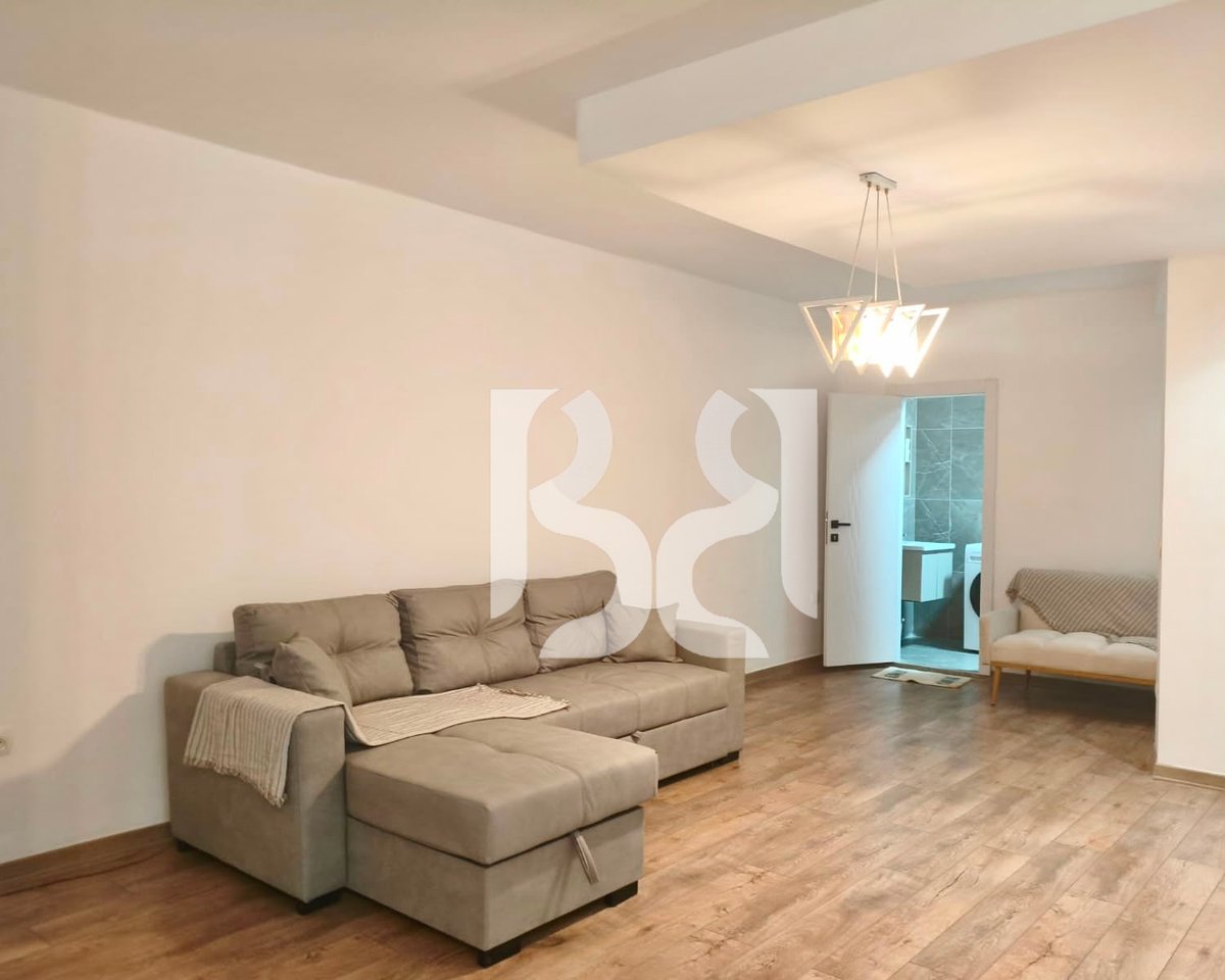 Apartament 1+1 me Qira në Rrugën Peti | 60 m² | Komod me nje Lokacion Strategjik