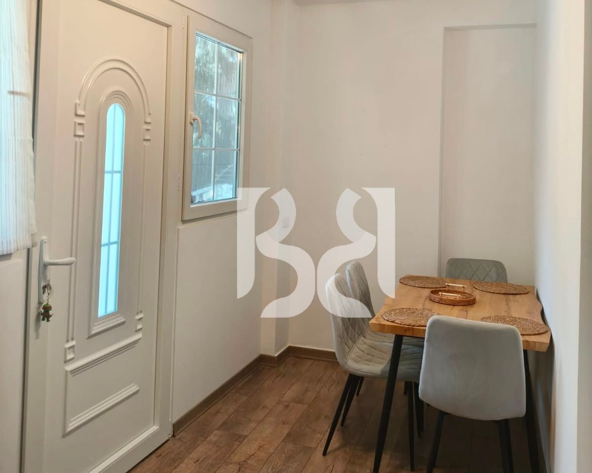 Apartament 1+1 me Qira në Rrugën Peti | 60 m² | Komod me nje Lokacion Strategjik