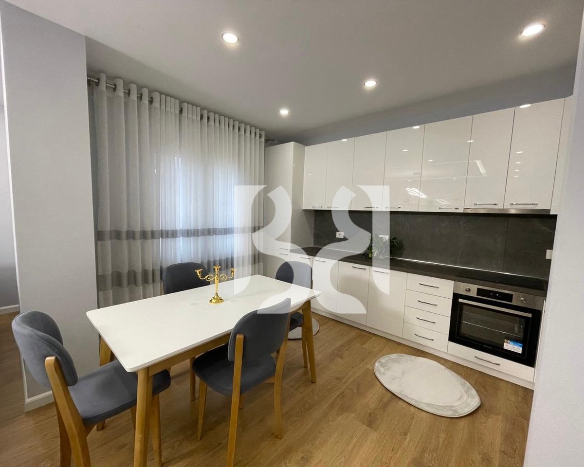 Apartament 2+1+2 me Qira në Zogun e Zi | Pranë Hotel Doro | Mobilim i Ri | Post Parkimi