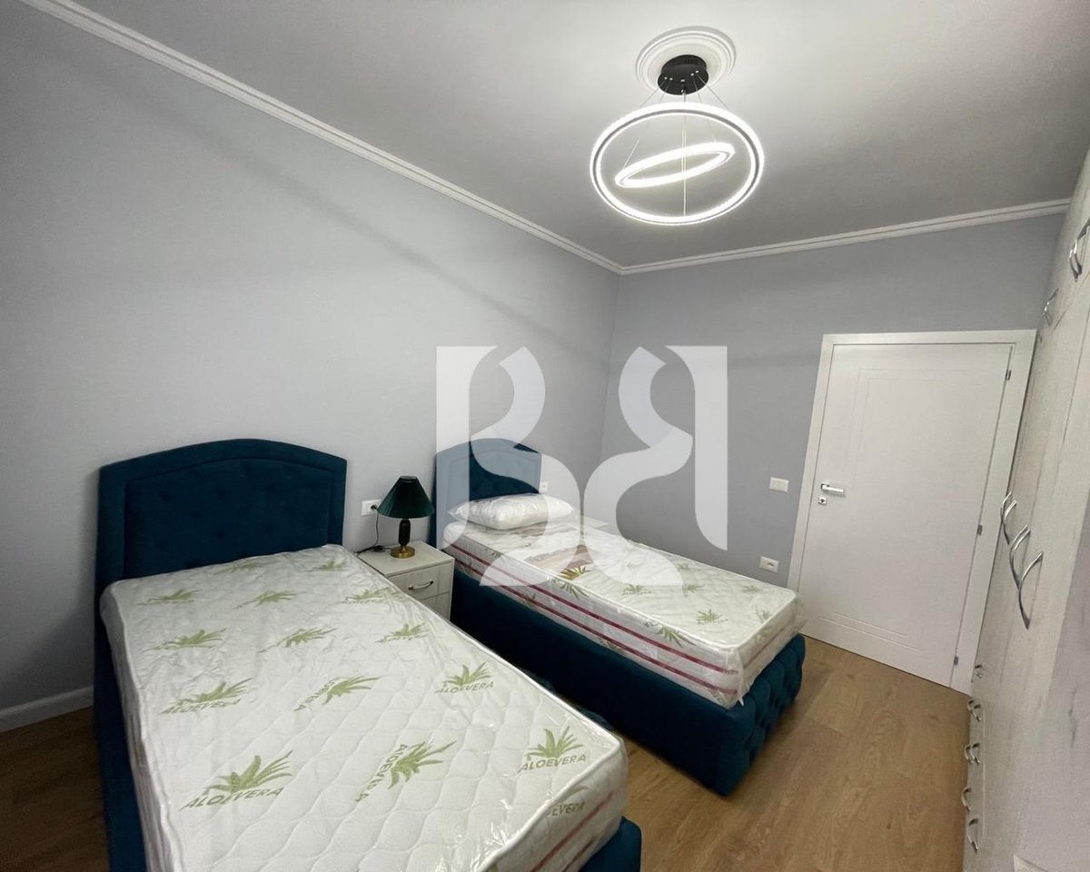 Apartament 2+1+2 me Qira në Zogun e Zi | Pranë Hotel Doro | Mobilim i Ri | Post Parkimi