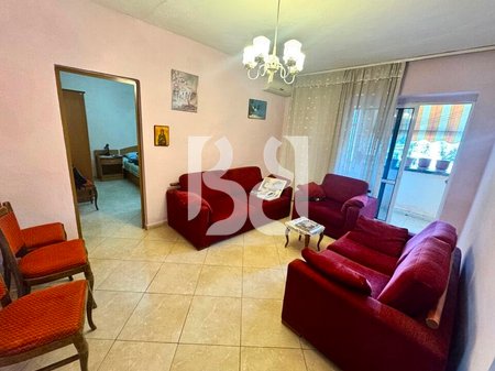 Shitet Apartament 3+1 te Mozaiku i Tiranës | 89 m² | Kati 2 | 2 Ballkone | Me Hipotekë