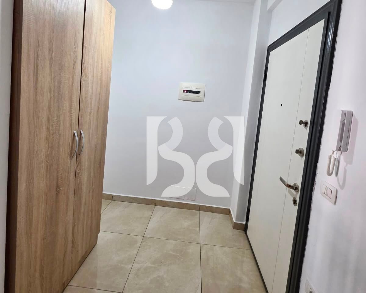Apartament 2+1 me Qira në Rrugën Sokrat Miho | 91 m² | I Mobiluar | Kati 3 **