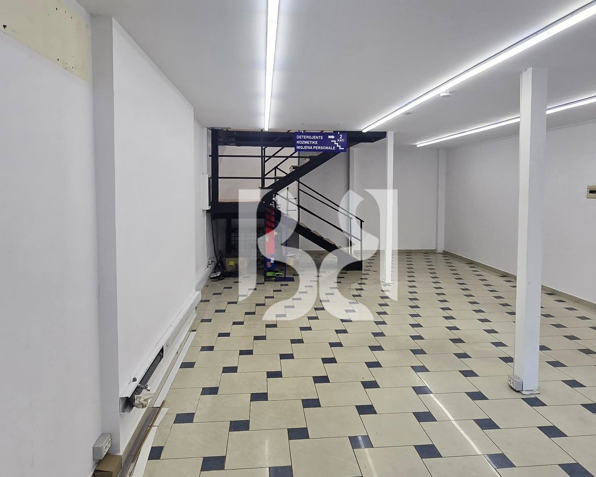 Duplex Space for Rent on Islam Alla Street | 134 m² | On the Side of the Road | Parking Spot