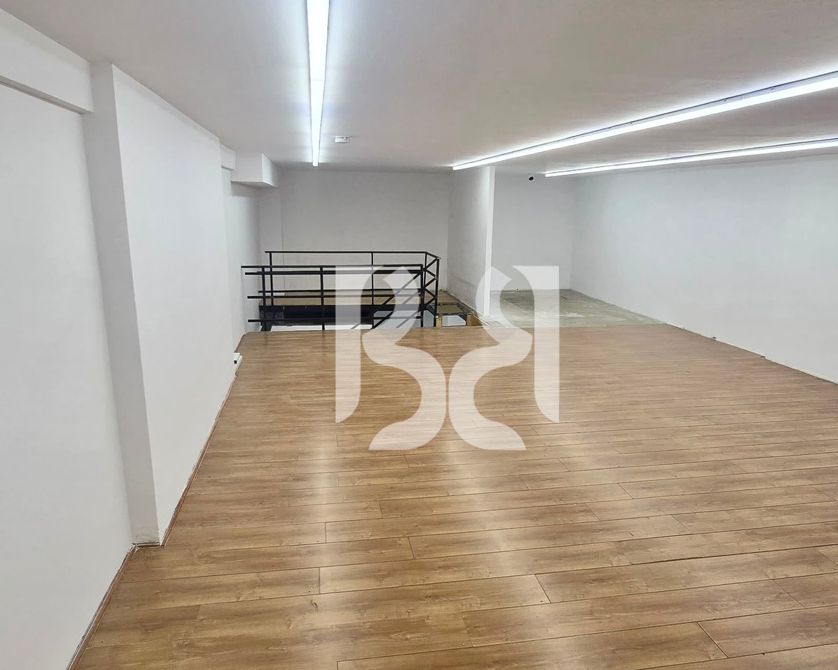 Duplex Space for Rent on Islam Alla Street | 134 m² | On the Side of the Road | Parking Spot