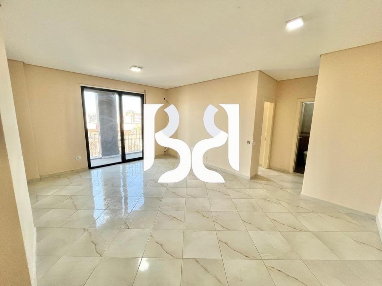 BUSINESS PREMISES / OFFICE FOR RENT