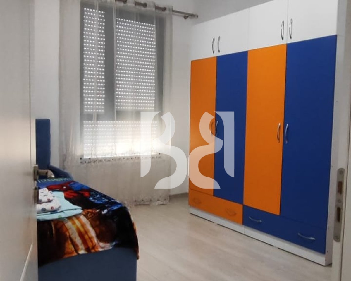 APARTAMENT ME QERA 3+1+PARKIM+BALLKON NE KINOSTUDIO
