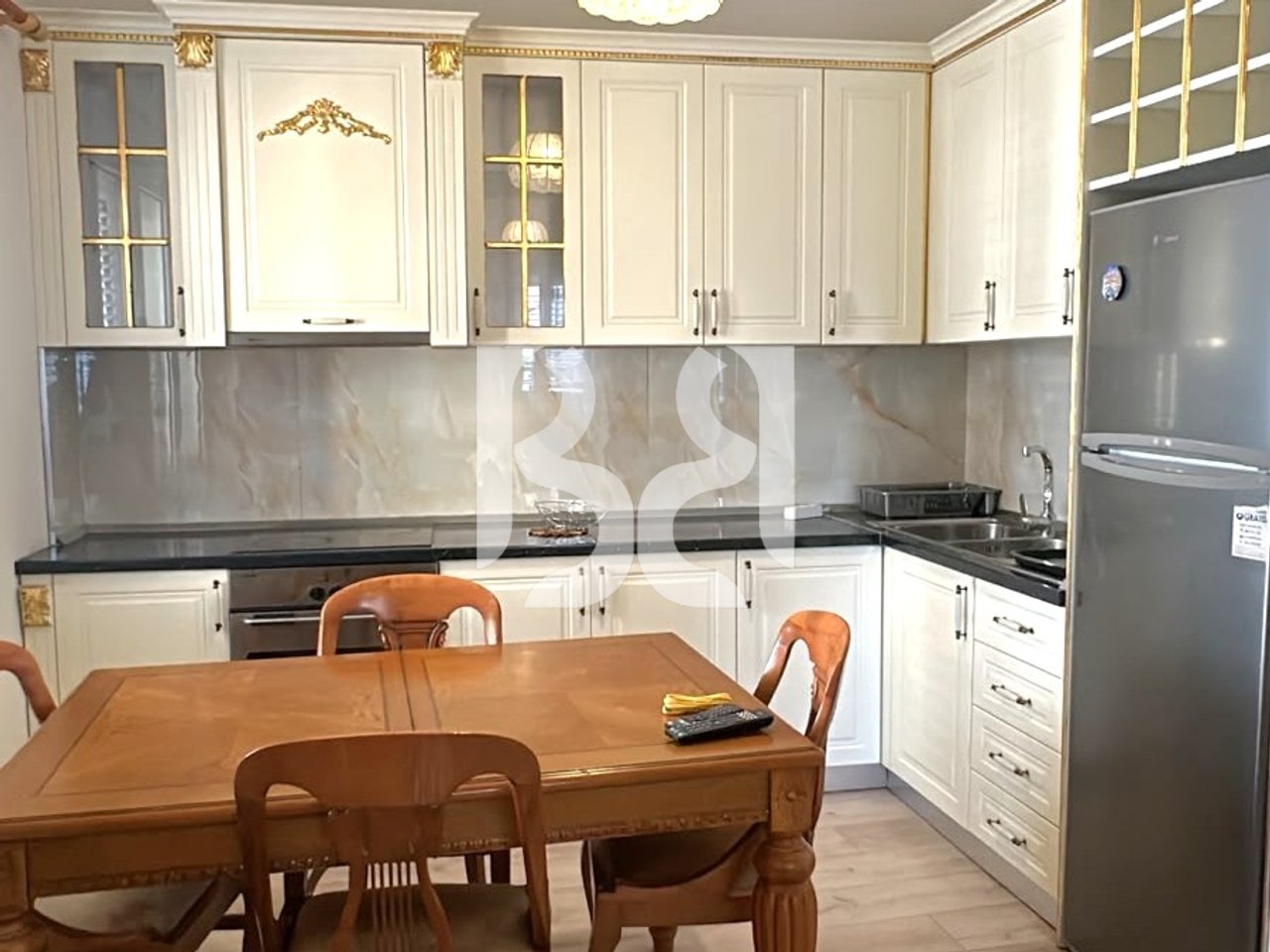 APARTMENT 2+1+BALCONY FOR RENT AT KAVAJA STREET