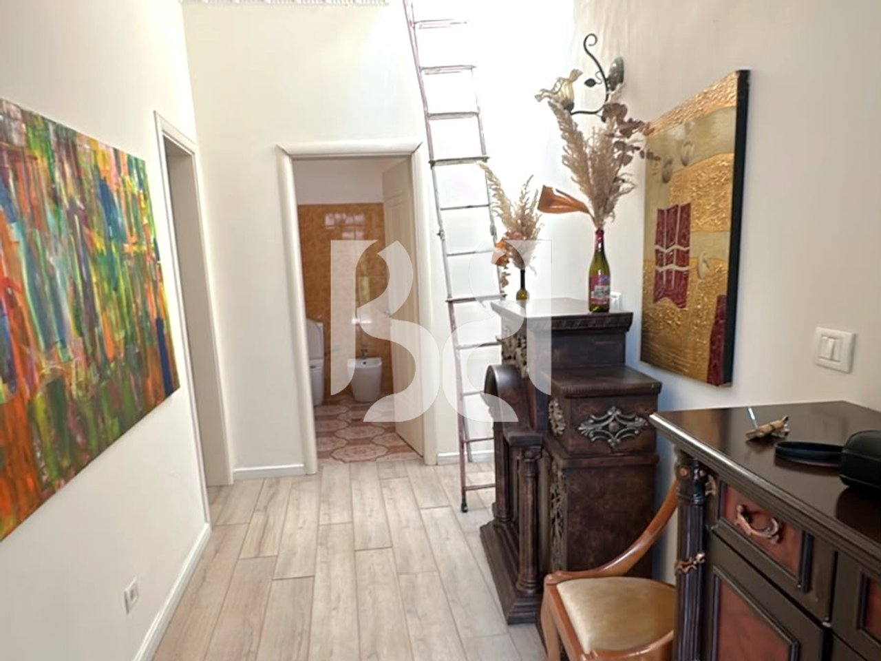 APARTMENT 2+1+BALCONY FOR RENT AT KAVAJA STREET
