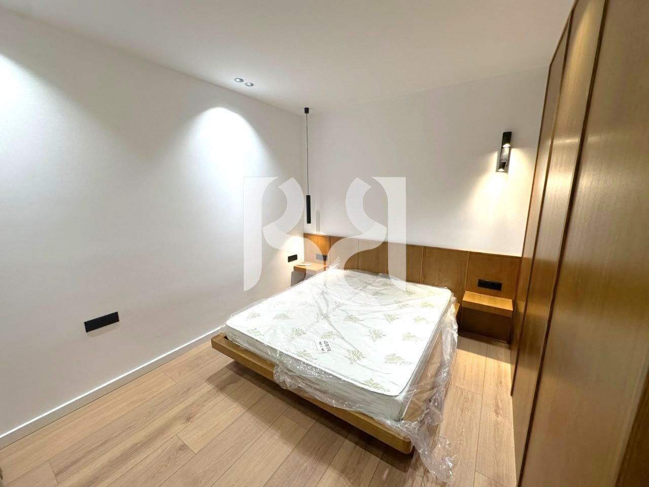 APARTMENT 2+1+2+BALCONY FOR RENT BEHIND CAFE OSLO, XHAMLLIK