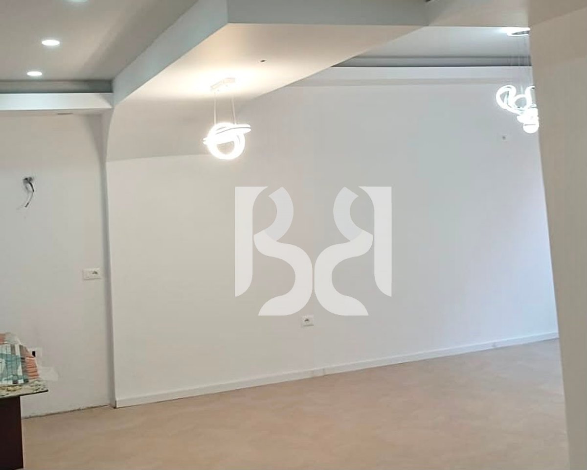 Shitet Apartament 2+1 në Yzberisht | 95 m² | Kati 1 Banim