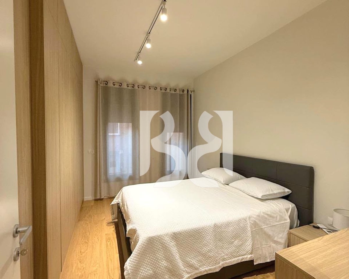APARTAMENT ME QIRA 2+1 NË RRUGËN E KOSOVARËVE, TIRANË