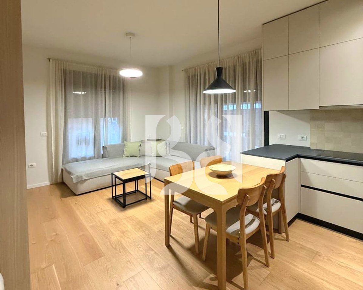 APARTAMENT ME QIRA 2+1 NË RRUGËN E KOSOVARËVE, TIRANË