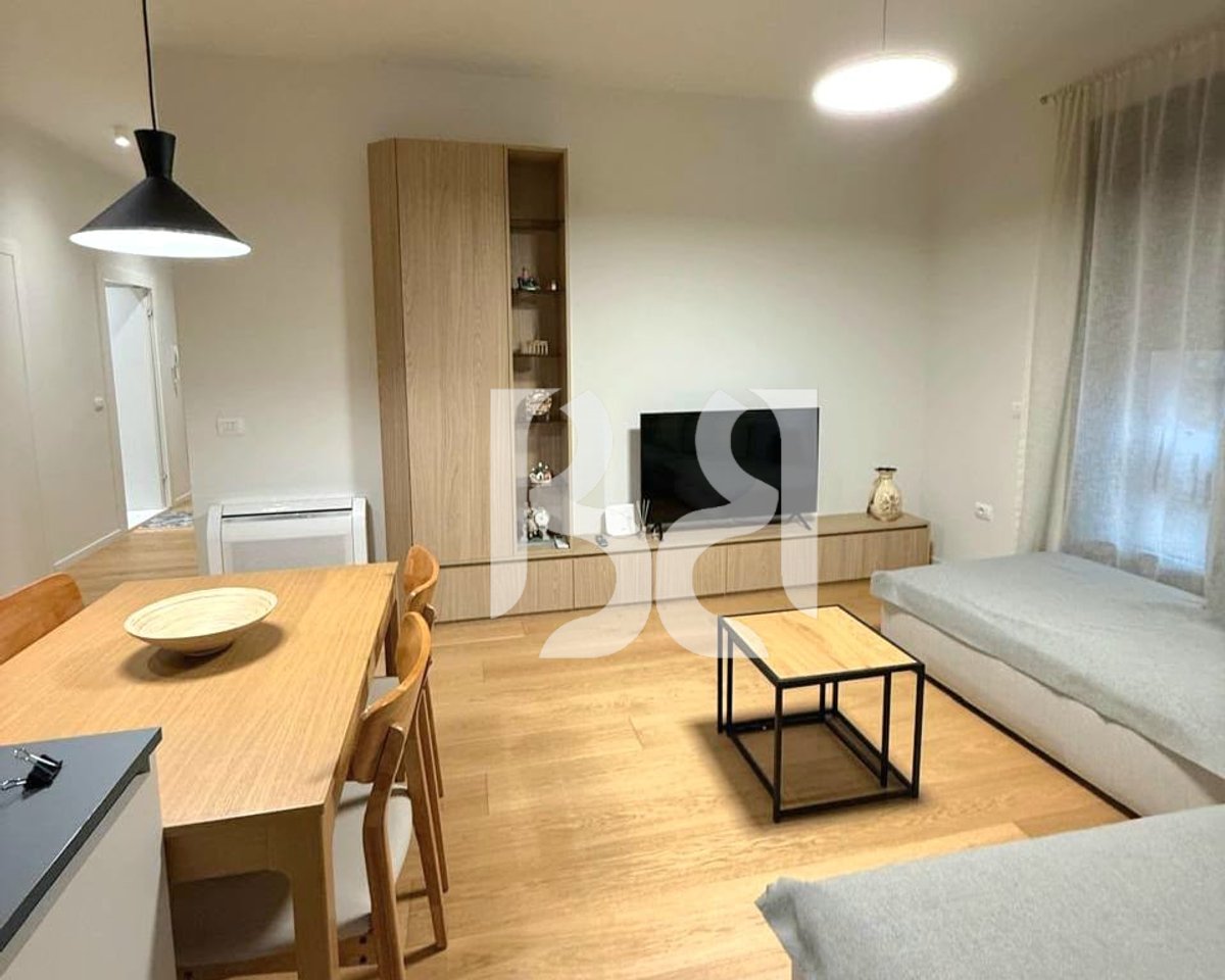APARTAMENT ME QIRA 2+1 NË RRUGËN E KOSOVARËVE, TIRANË