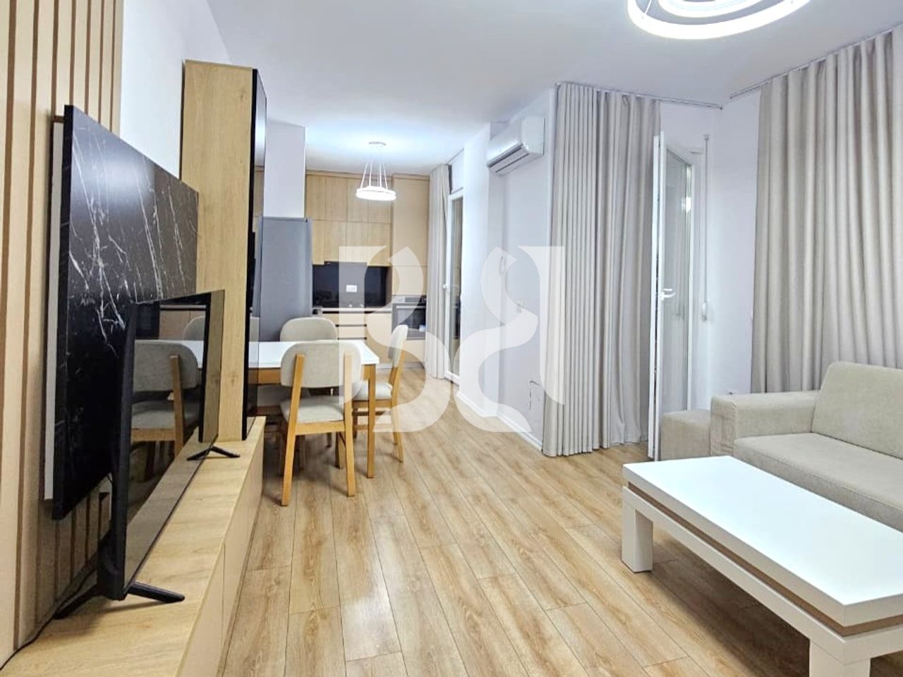 APARTMENT 2+1+2+BALCONY FOR RENT AT UNIVERS CITY