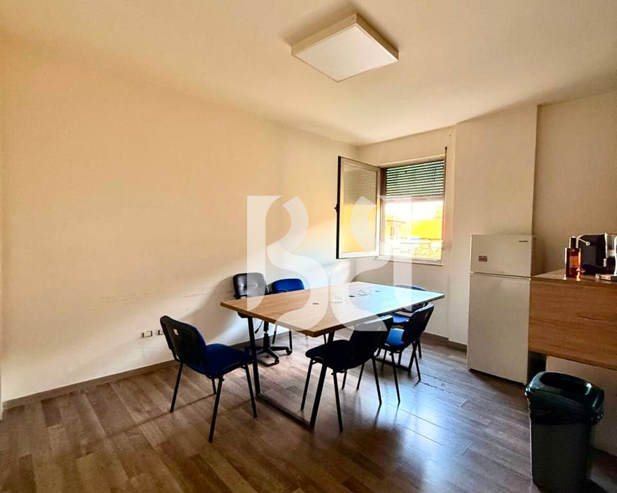 Office for Rent opposite Dinamo Stadium | 105 m² | 3rd Floor with Elevator